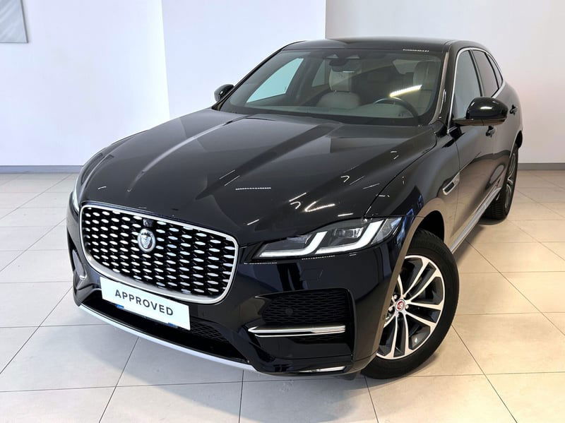 Jaguar F-Pace 2.0 D 163 CV AWD aut. R-Dynamic S del 2021 usata a Napoli