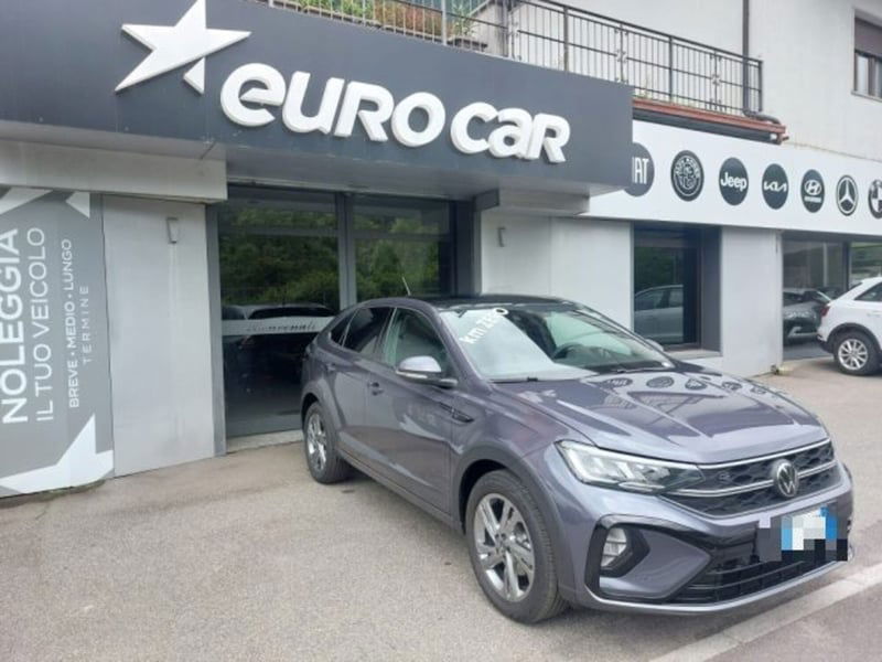 Volkswagen Taigo 1.0 TSI 110 CV R-Line nuova a Piancogno