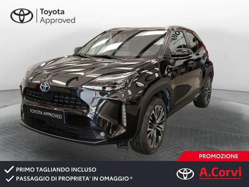 Toyota Yaris Cross 1.5 Hybrid 5p. E-CVT AWD-i Lounge del 2022 usata a Frosinone