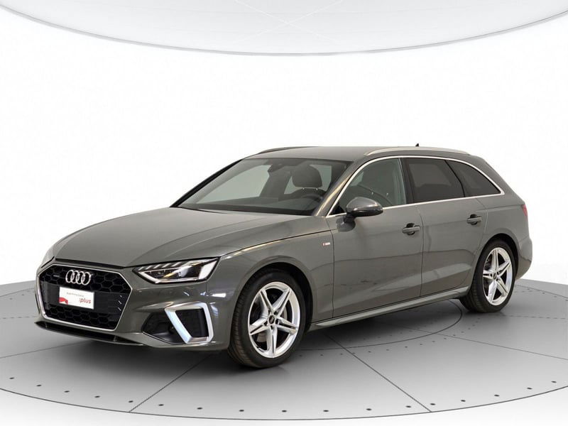 Audi A4 Avant 40 2.0 tdi mhev S line edition quattro 204cv s-tronic del 2024 usata a Borgo San Dalmazzo