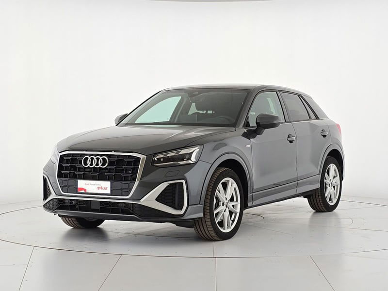 Audi Q2 35 2.0 tdi S line edition s-tronic del 2024 usata a Borgo San Dalmazzo
