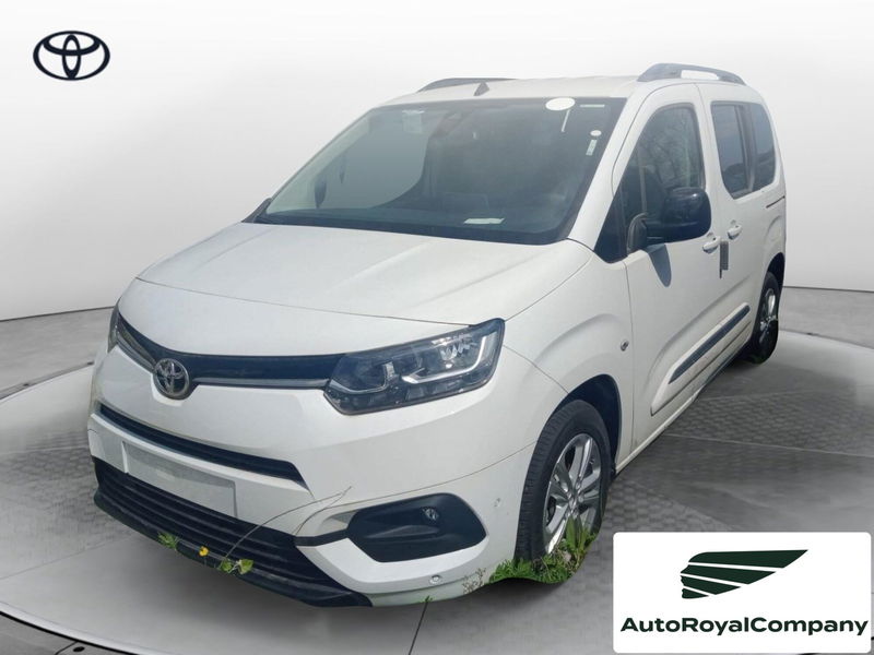 Toyota Proace City Verso City Verso 1.5D 130 CV S&S Short Executive nuova a Roma