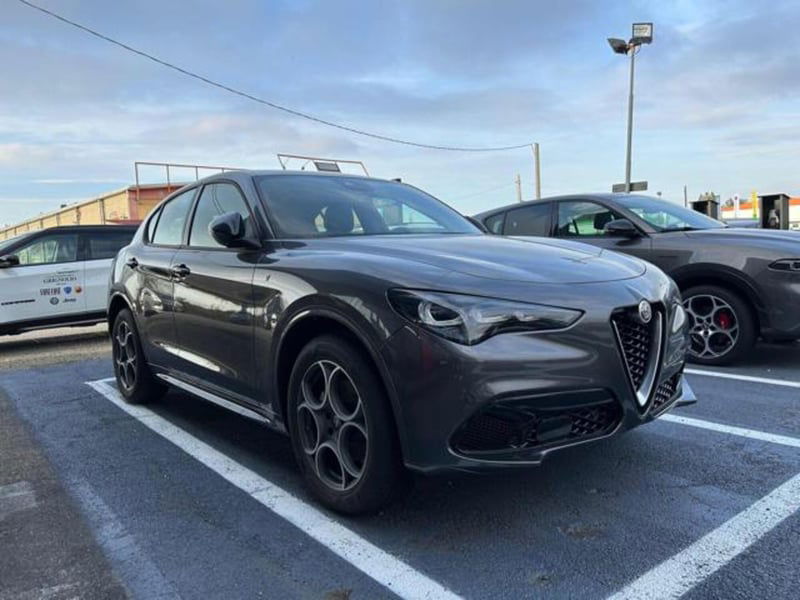 Alfa Romeo Stelvio Stelvio 2.2 Turbodiesel 210 CV AT8 Q4 Ti nuova a Vercelli