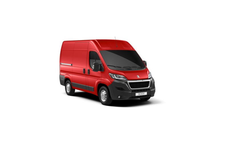 Peugeot Boxer Furgone 335 L2H2 2.2 bluehdi 140cv S&S vetrato nuova a Erba
