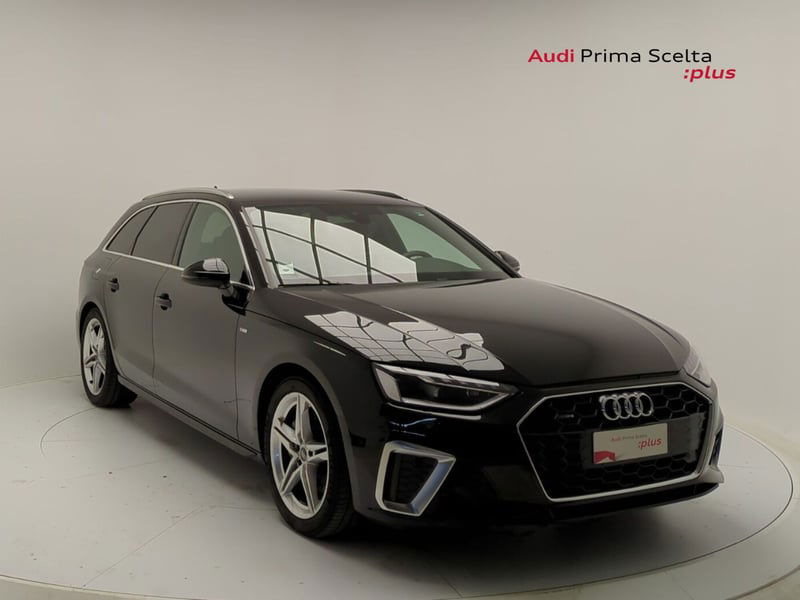 Audi A4 Avant 40 TDI quattro S tronic S line edition del 2024 usata a Benevento