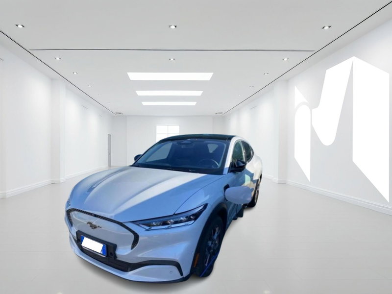 Ford Mustang Mach-E Standard 269CV del 2023 usata a Latina