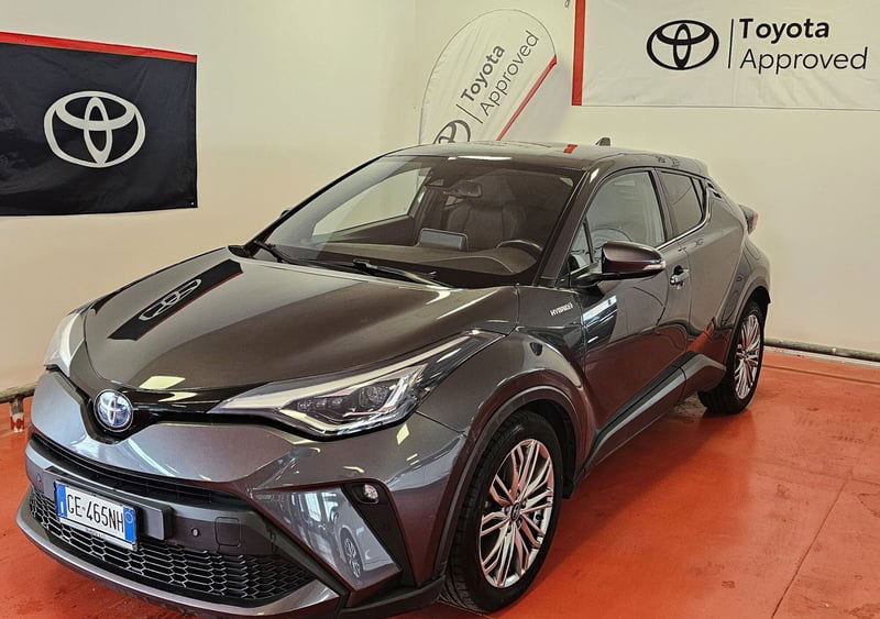Toyota Toyota C-HR 1.8 Hybrid E-CVT Lounge del 2021 usata a Messina
