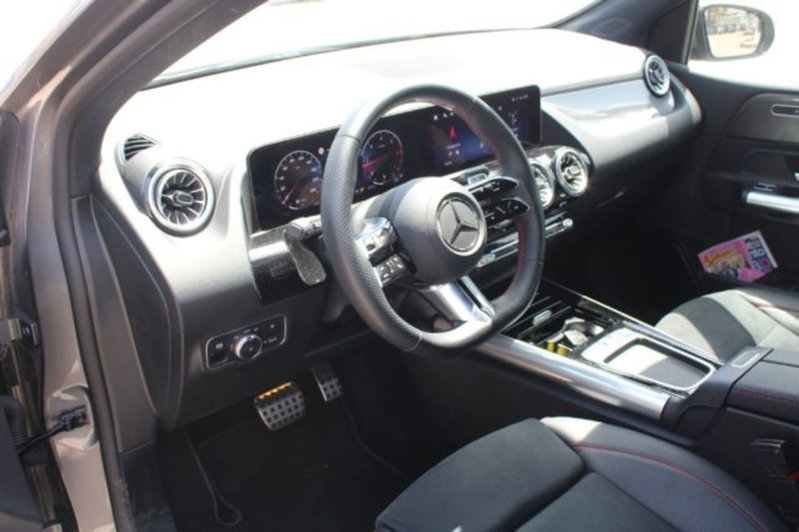 Mercedes-Benz Classe B 180 d AMG Line Premium Plus auto del 2024 usata a Lecce