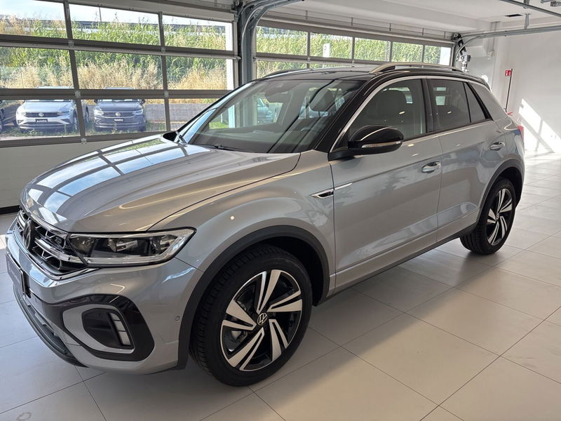 Volkswagen T-Roc 1.0 tsi R-Line 115cv nuova a Salerno