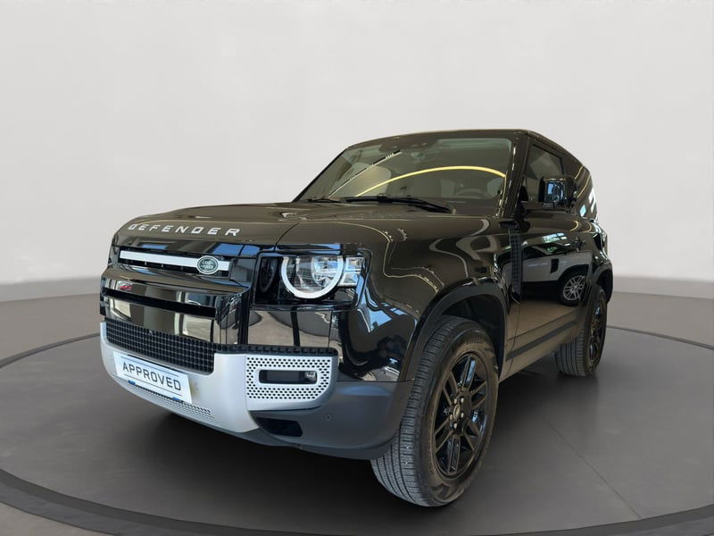 Land Rover Defender 90 3.0D I6 200 CV AWD Auto X-Dynamic S del 2024 usata a Latina