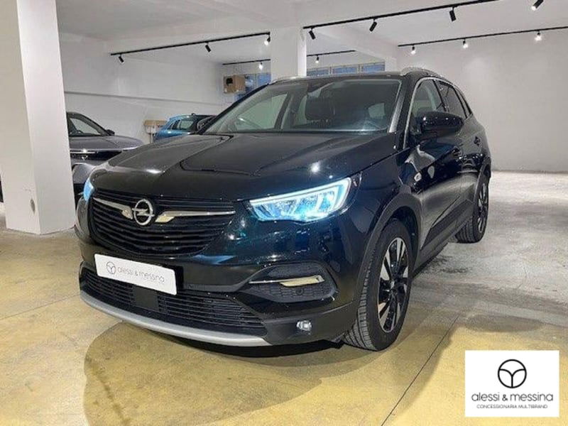 Opel Grandland X 1.5 diesel Ecotec Start&Stop Innovation del 2020 usata a Caltagirone