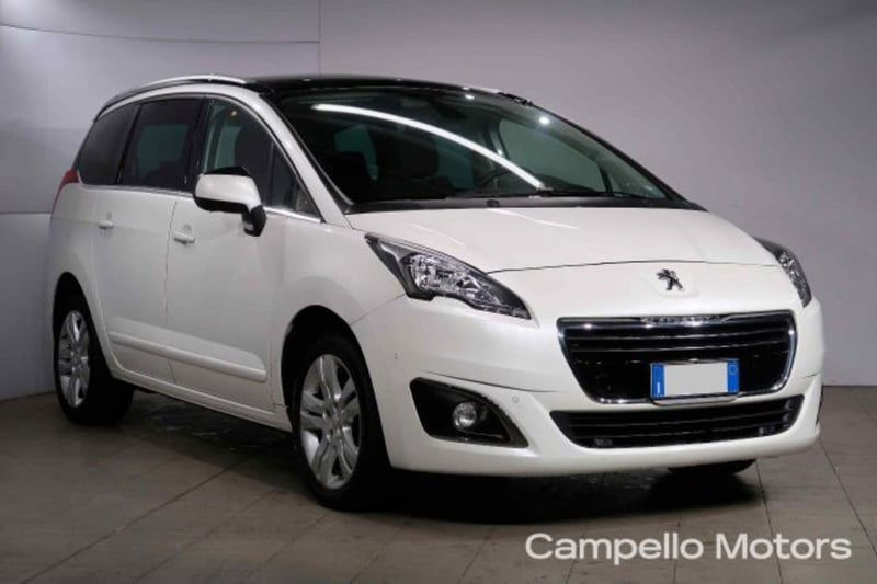 Peugeot 5008 1.6 HDi 115CV Allure del 2015 usata a Venezia