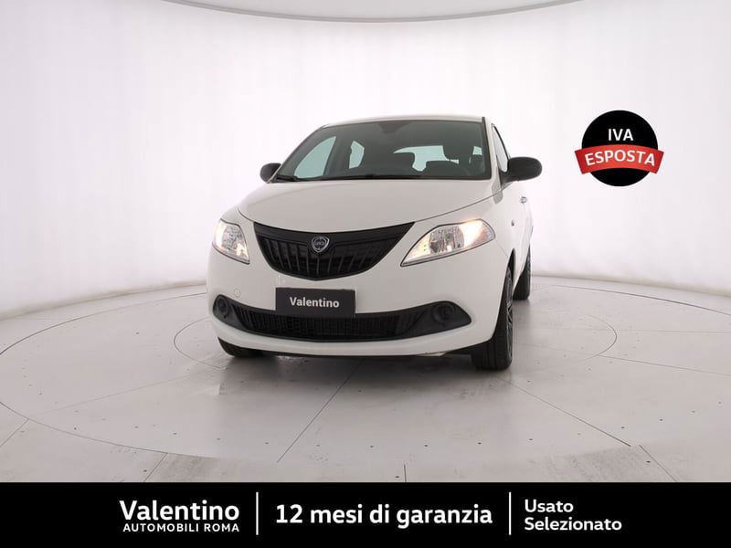 Lancia Ypsilon 1.0 FireFly 5 porte S&S Hybrid Silver Plus nuova a Roma