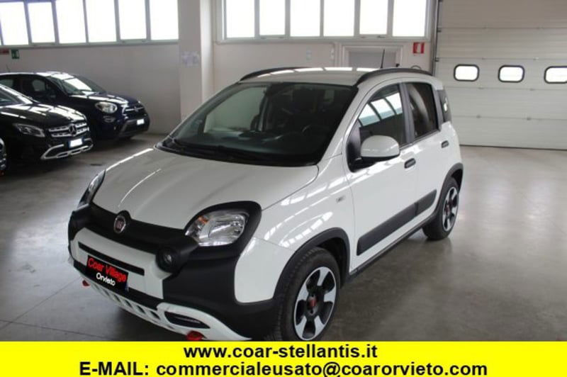 Fiat Panda Cross 1.0 firefly hybrid Cross s&s 70cv 5p.ti del 2024 usata a Orvieto