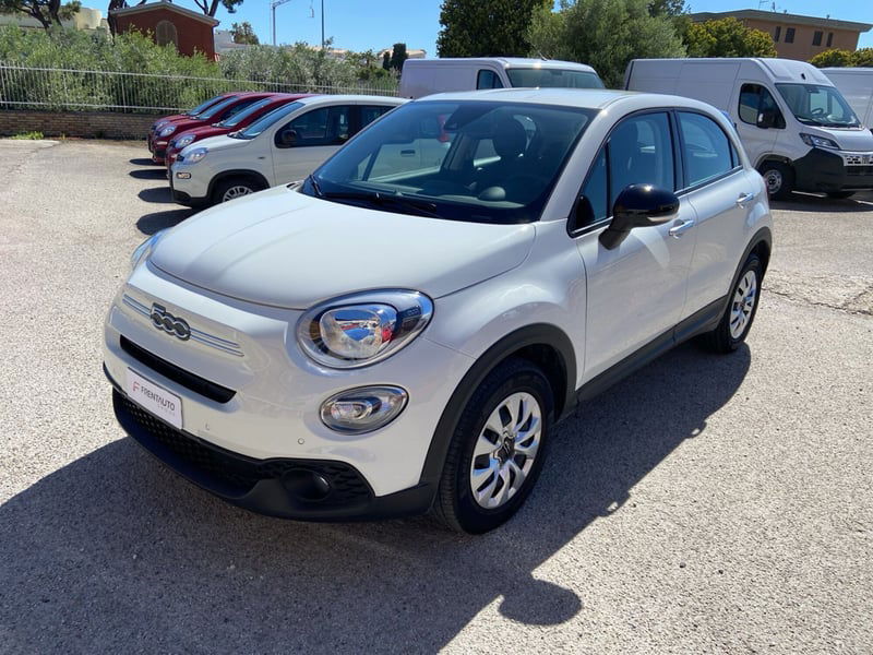 Fiat 500X 1.5 T4 Hybrid 130 CV DCT Yacht Club Capri del 2023 usata a Vasto
