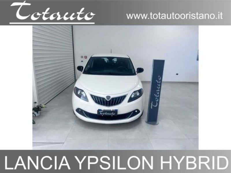 Lancia Ypsilon 1.0 FireFly 5 porte S&S Hybrid Ecochic Gold del 2022 usata a Ghilarza