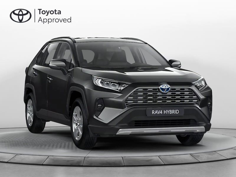 Toyota Rav4 HV (218CV) E-CVT 2WD Dynamic del 2021 usata a Latina