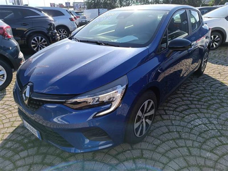 Renault Clio TCe 90 CV 5 porte Zen nuova a Salerno