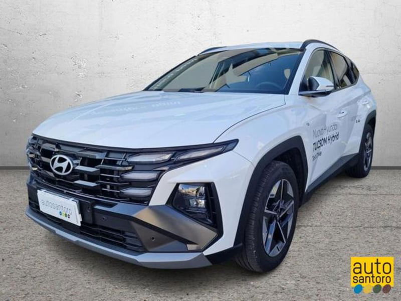 Hyundai Tucson 1.6 crdi 48V Business 2wd dct nuova a Salerno