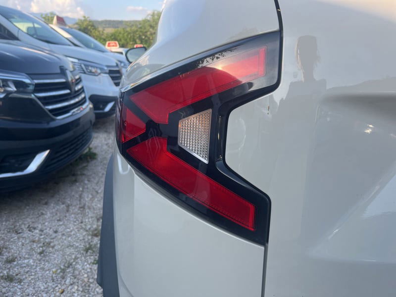 Dacia Duster 1.6 hybrid Journey 140cv del 2024 usata a L'Aquila