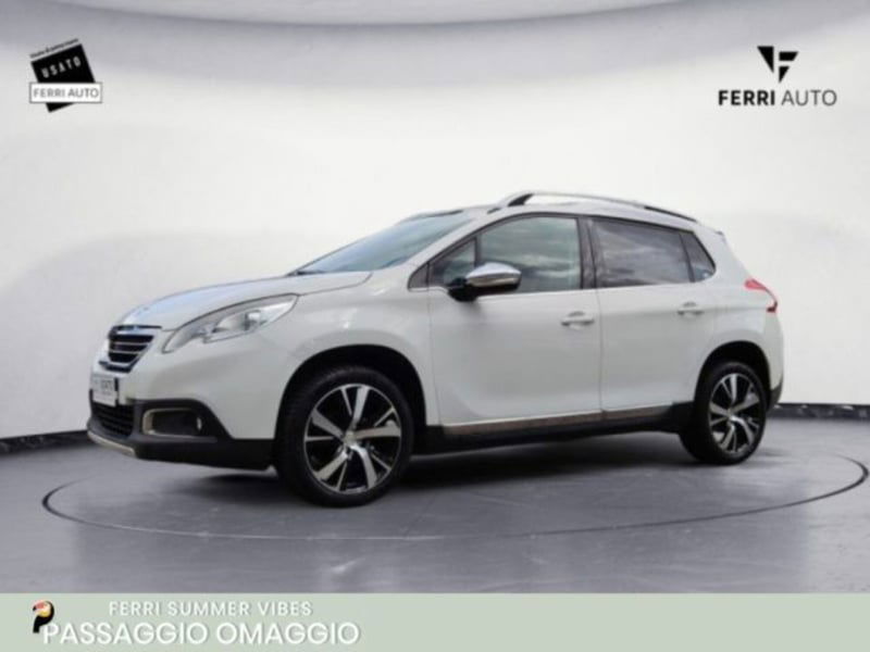 Peugeot 2008 e-HDi 92 CV Stop&Start robotizzato Allure del 2014 usata a Padova