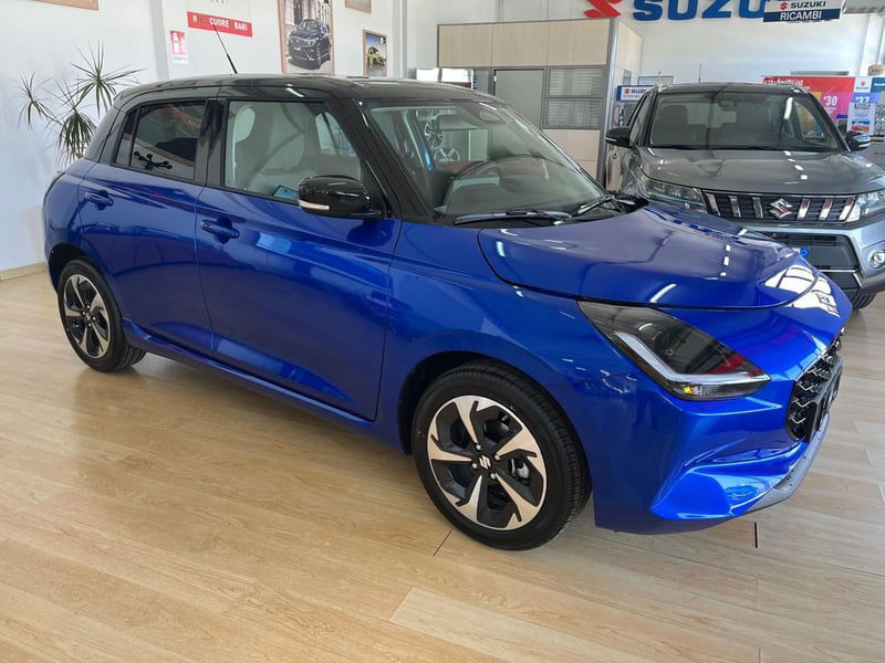 Suzuki Swift 1.2 Hybrid 4WD AllGrip Easy Top nuova a Bari