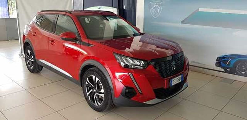 Peugeot 2008 PureTech 130 S&S EAT8 Allure Pack del 2021 usata a Pordenone
