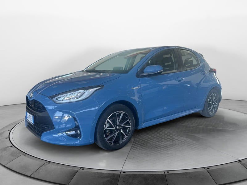 Toyota Yaris 1.5 Hybrid 5 porte Trend del 2021 usata a Napoli