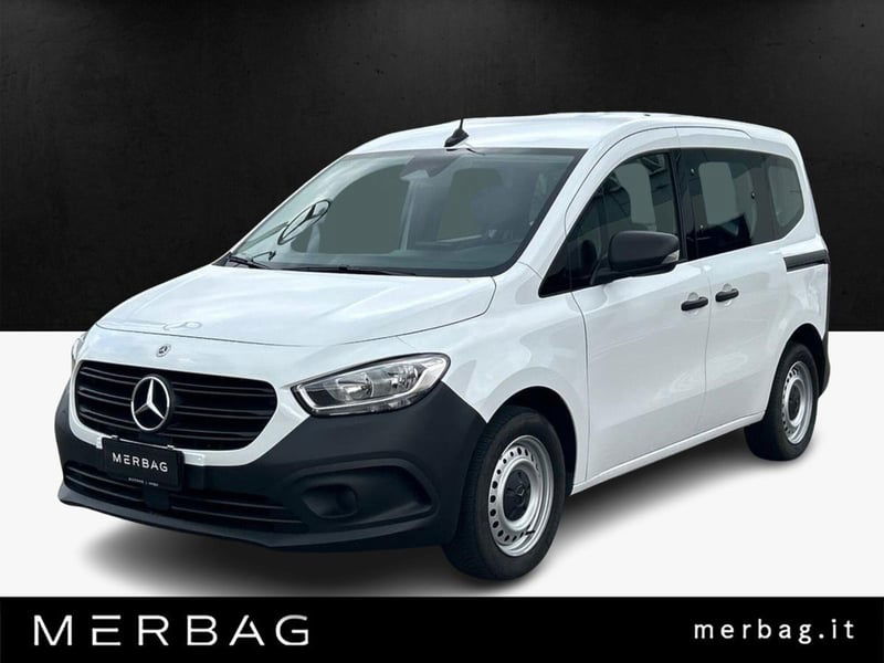 Mercedes-Benz Citan Tourer Long 112 cdi del 2017 usata a Lainate