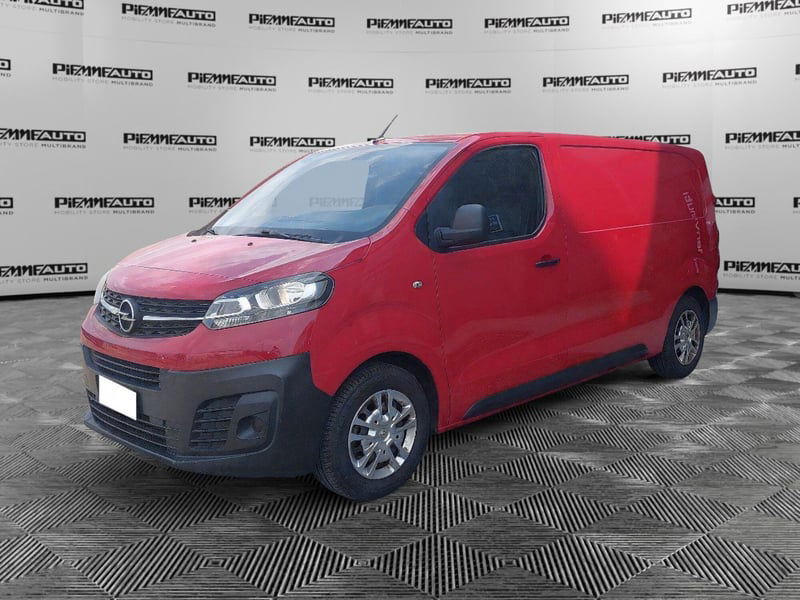 Opel Vivaro Furgone 1.5 Diesel 120CV S&S PL-TN M Furgone Enjoy del 2021 usata a Piacenza
