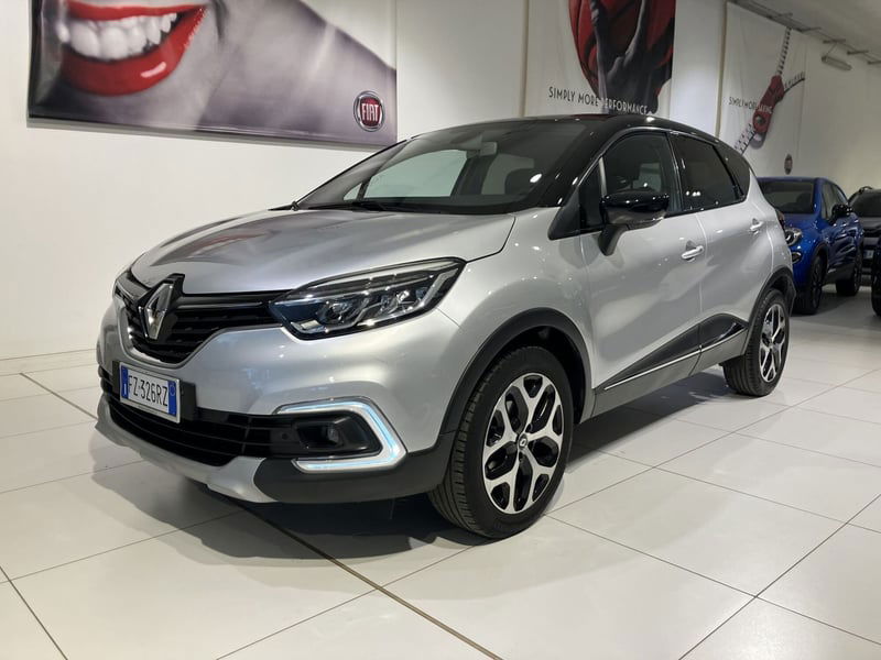 Renault Captur TCe 12V 90 CV Sport Edition2 del 2019 usata a Fornovo di Taro