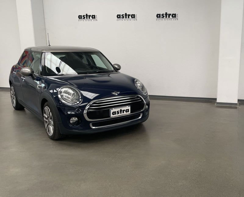 MINI Mini 1.5 Cooper D Boost 5 porte del 2018 usata a Arona