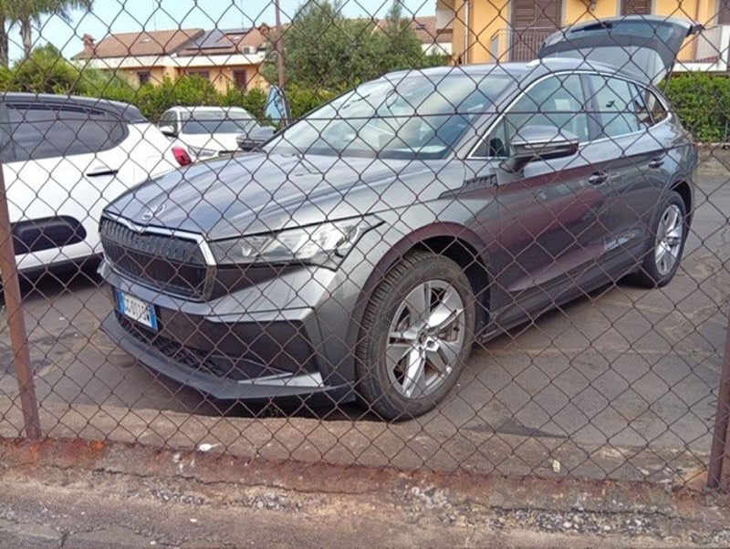 Skoda Enyaq iV 60 Executive del 2022 usata a Catania