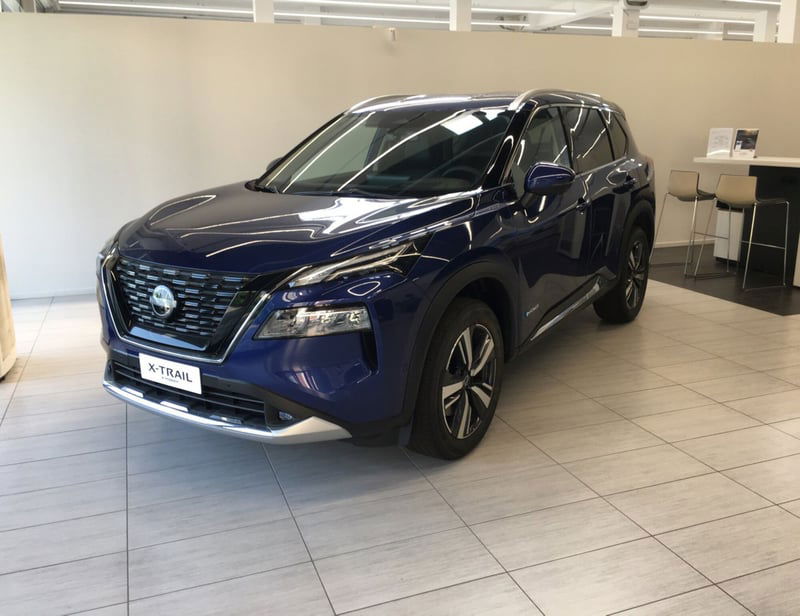 Nissan X-Trail 1.5 e-power Tekna e-4orce 4wd 7p.ti nuova a Imola