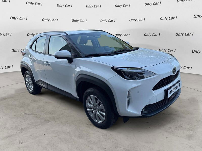 Toyota Yaris Cross 1.5 Hybrid 5p. E-CVT Active nuova a Ferrara