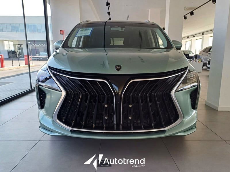 Forthing U-Tour U-Tour 1.5 auto 7p.ti nuova a Bari
