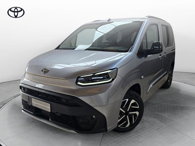 Toyota Proace City Verso Electric City Verso Electric 50kWh L1 Short D Executive nuova a Cremona