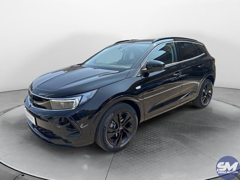 Opel Grandland 1.5 diesel Ecotec aut. GS Line nuova a Siena