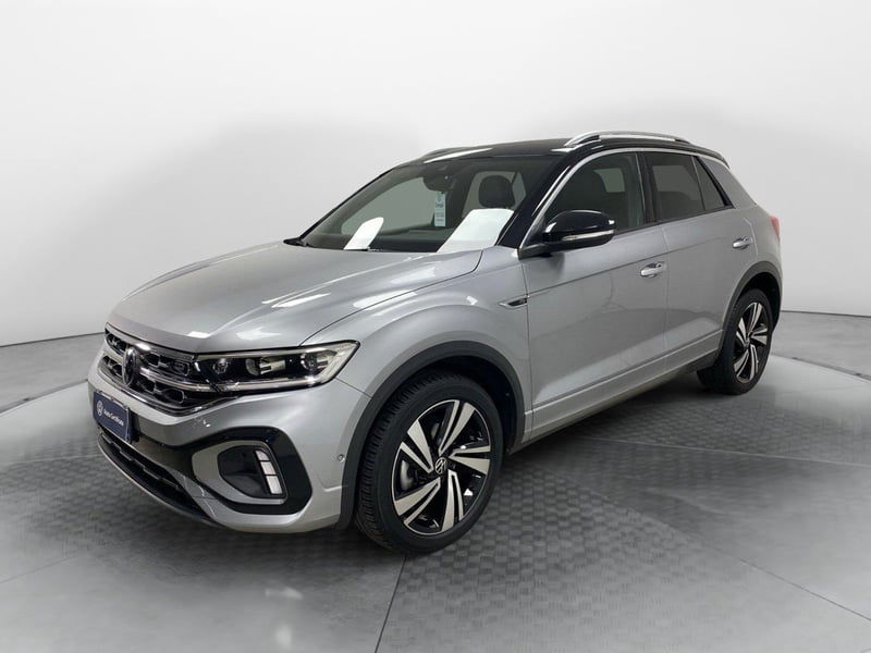 Volkswagen T-Roc 2.0 tdi R-Line 115cv del 2022 usata a Carnago