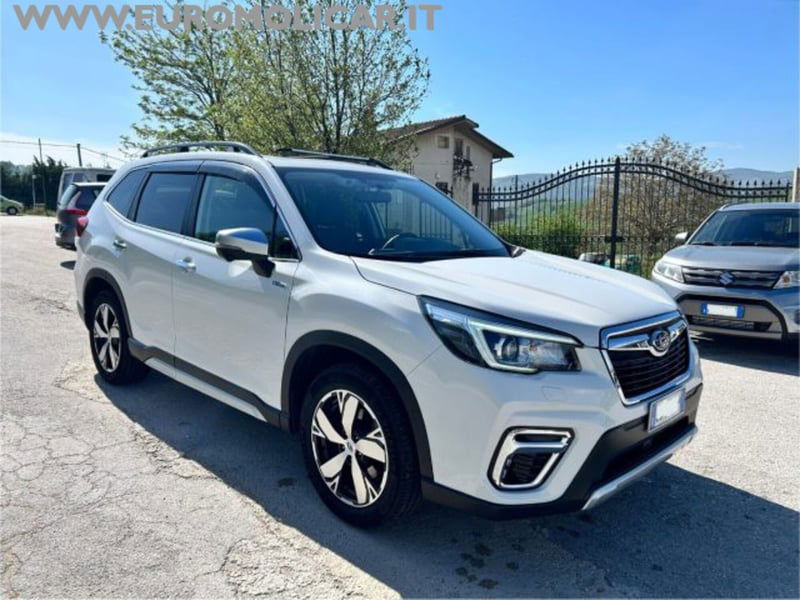 Subaru Forester 2.0 e-Boxer MHEV CVT Lineartronic Premium del 2020 usata a Busso
