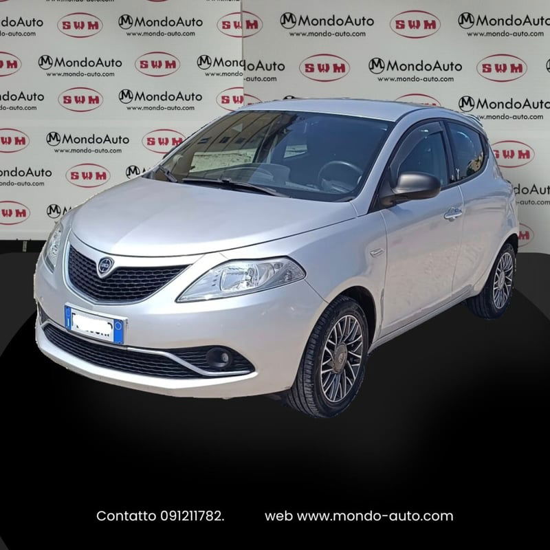 Lancia Ypsilon 1.3 MJT 16V 95 CV 5 porte S&S Gold del 2017 usata a Palermo