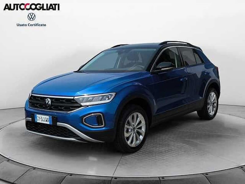Volkswagen T-Roc 1.5 tsi Life dsg nuova a Brivio