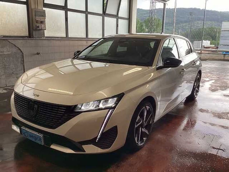 Peugeot 308 SW PureTech Turbo 130 S&S EAT8 Allure Pack del 2023 usata a Castel Madama