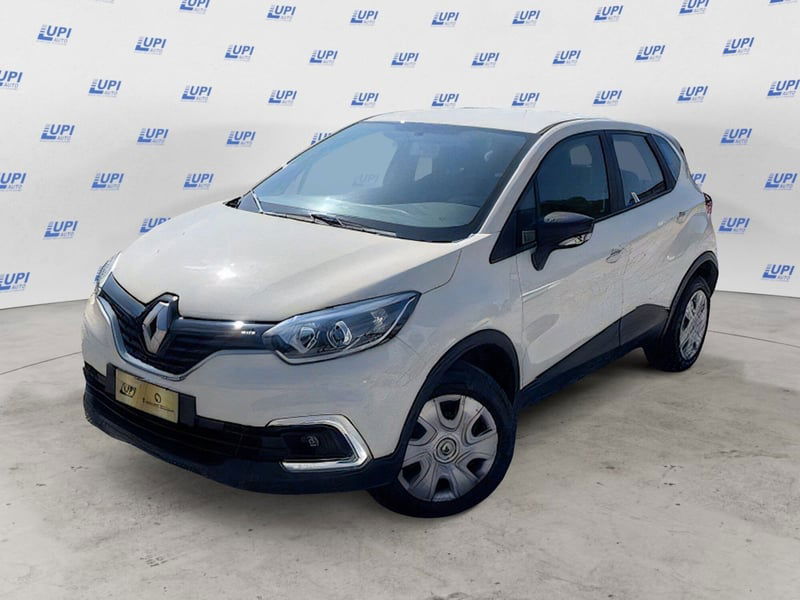Renault Captur 1.5 dCi 8V 90 CV Start&Stop Life del 2018 usata a Firenze