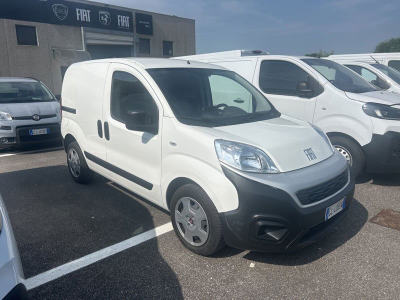 Fiat Fiorino Furgone cargo 1.3 mjt 95cv SX del 2022 usata a Verdello