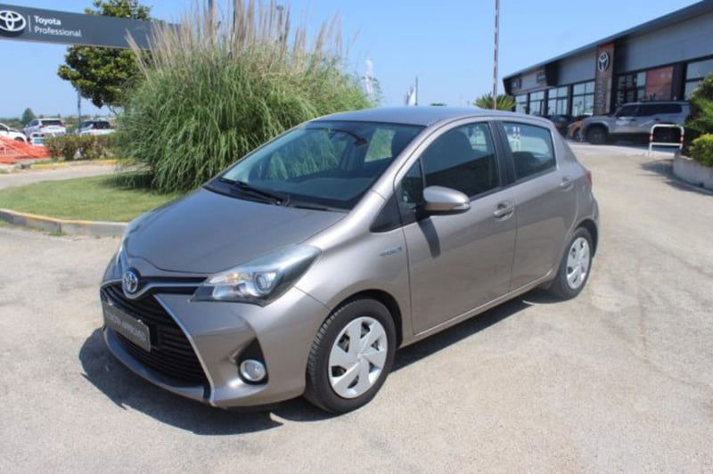 Toyota Yaris Cross 1.5 Hybrid 5p. E-CVT Active del 2015 usata a Roma