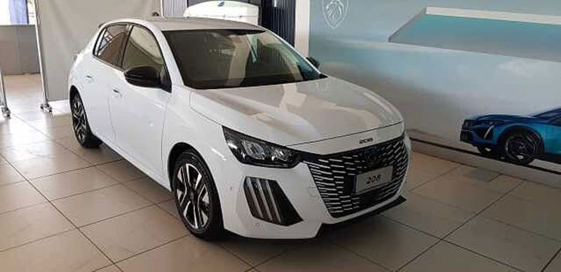 Peugeot 208 PureTech 100 Stop&Start 5 porte Allure nuova a Pordenone