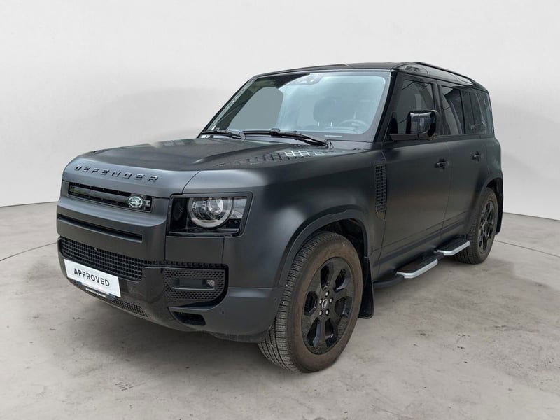 Land Rover Defender 110 3.0D I6 250 CV AWD Auto Commercial SE del 2024 usata a Firenze
