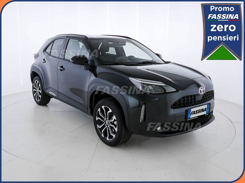 Toyota Yaris Cross Trend fwd 130cv e-cvt nuova a Milano