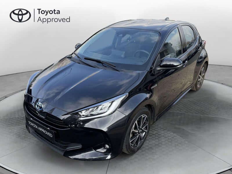 Toyota Yaris 1.5 Hybrid 5 porte Trend del 2021 usata a Como